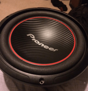 10in subwoofers Pioneer TSW254R